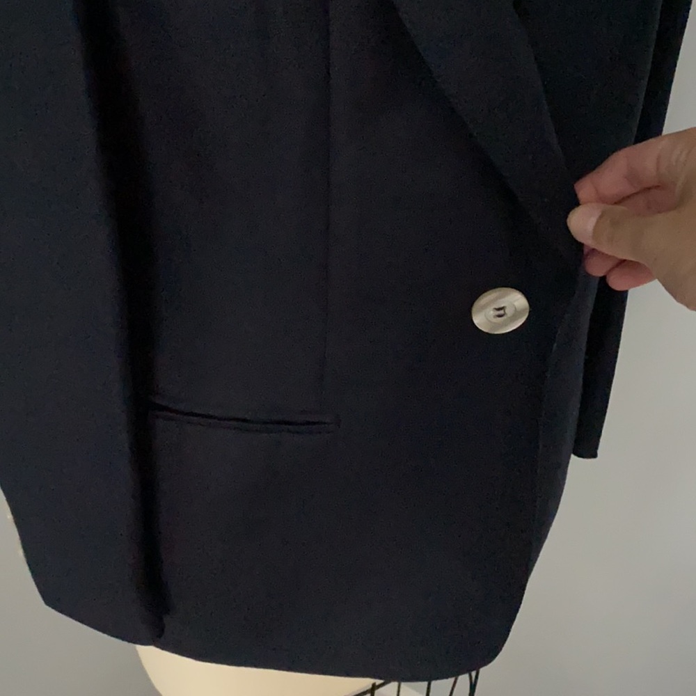 Vintage Navy Linen Blazer - Picture 2 of 5